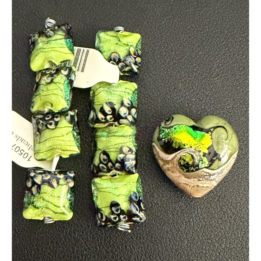 Grace Ma Bead Lot Lampwork Glass Green Heart